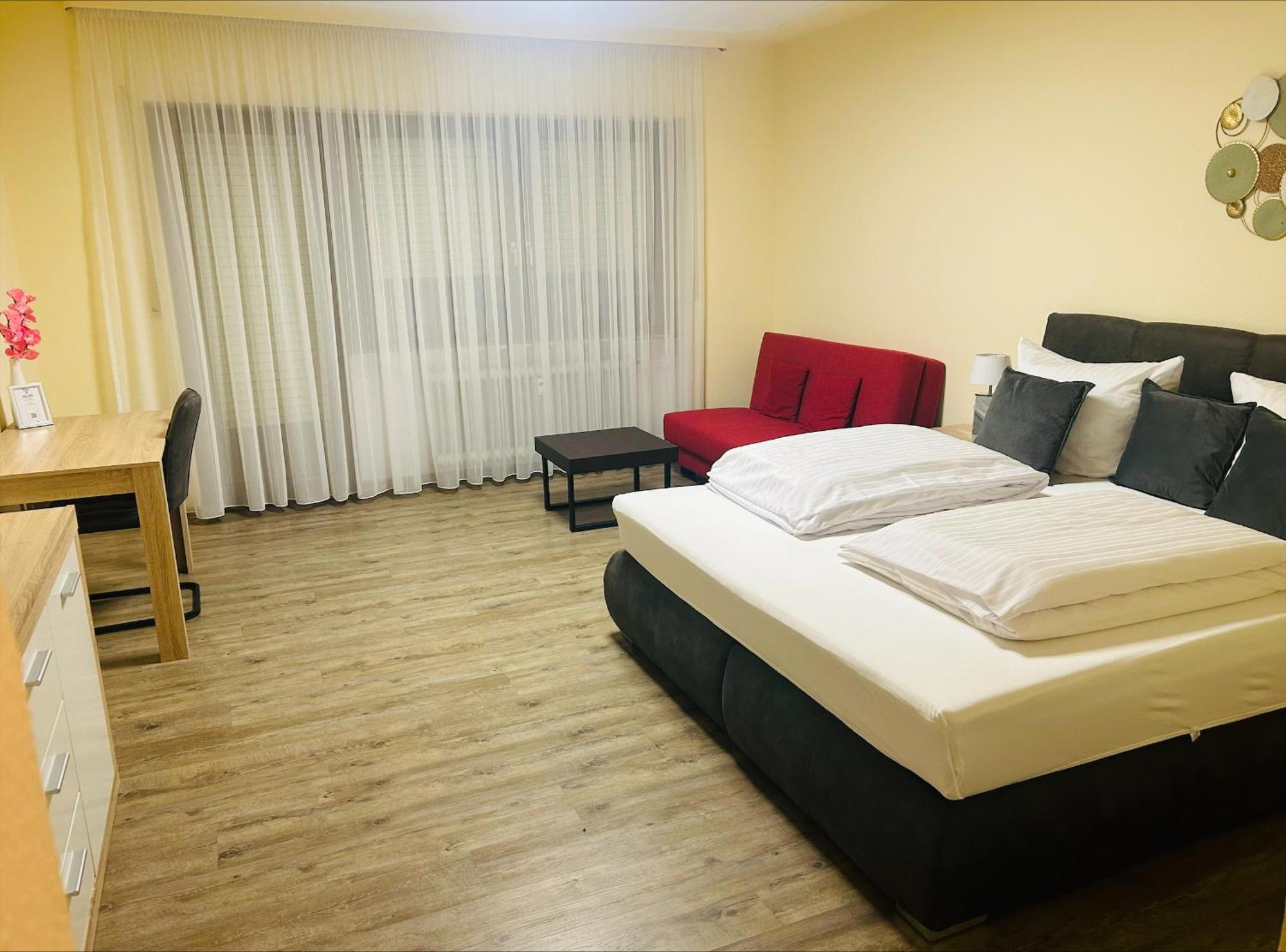 Hotel & Restaurant Olio E Pane เอนซ์เคลิสแทร์เลอ ภายนอก รูปภาพ